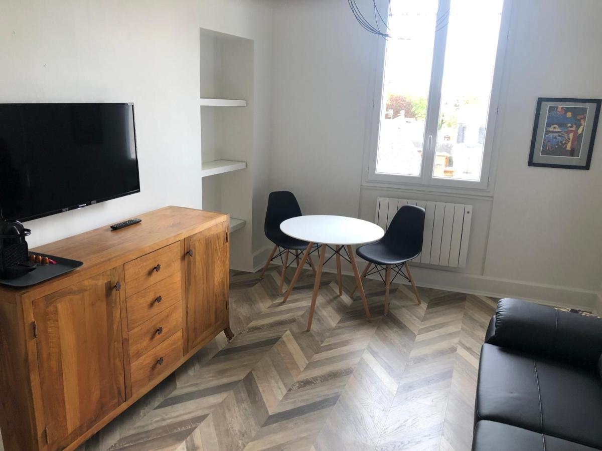 Superbe Appartement Independant En Centre Ville Vichy Exterior foto